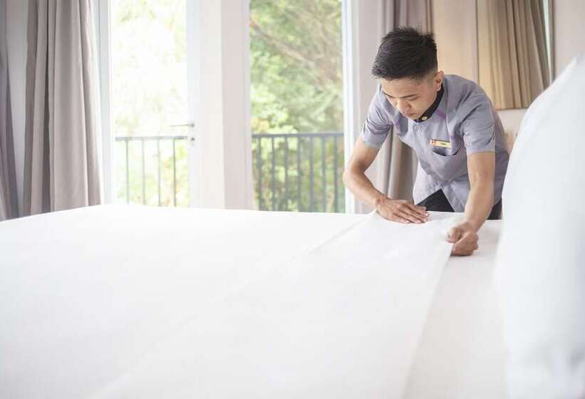 חדר דלוקס נוף לגינה, Swissbelinn Luwuk