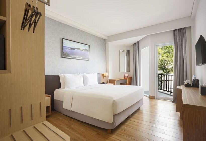 חדר דלוקס נוף לגינה, Swissbelinn Luwuk