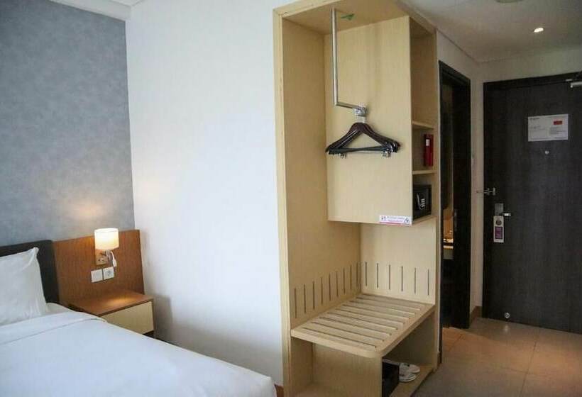 חדר דלוקס נוף לגינה, Swissbelinn Luwuk