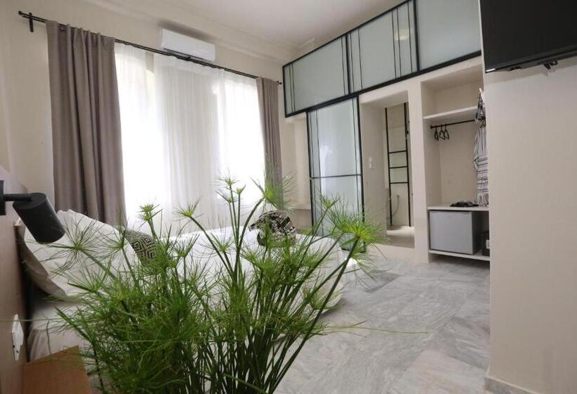 سوییت جونیور لوکس, Oiko Mini Suites