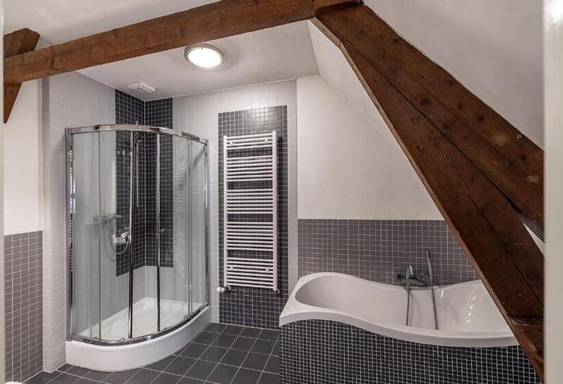 스위트 킹사이즈 침대, B&b Het Wellnest