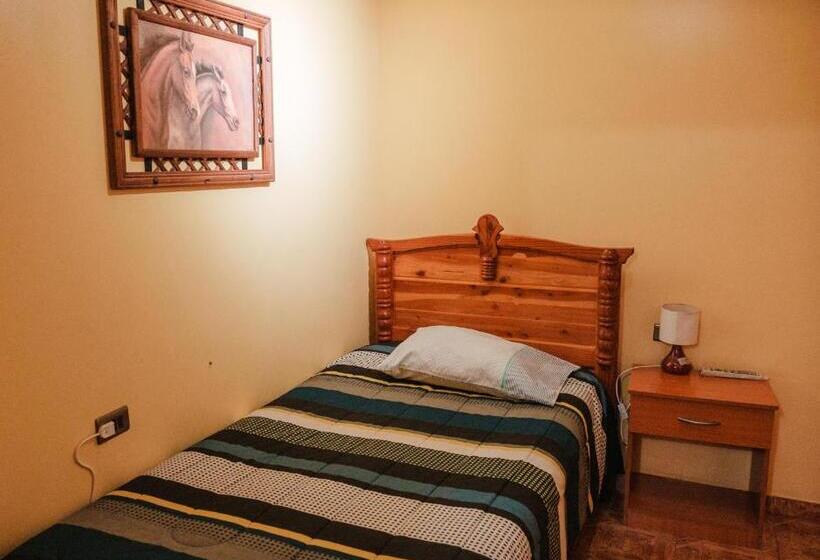 اتاق عادی یک تخته, Di Giorgio Hostal