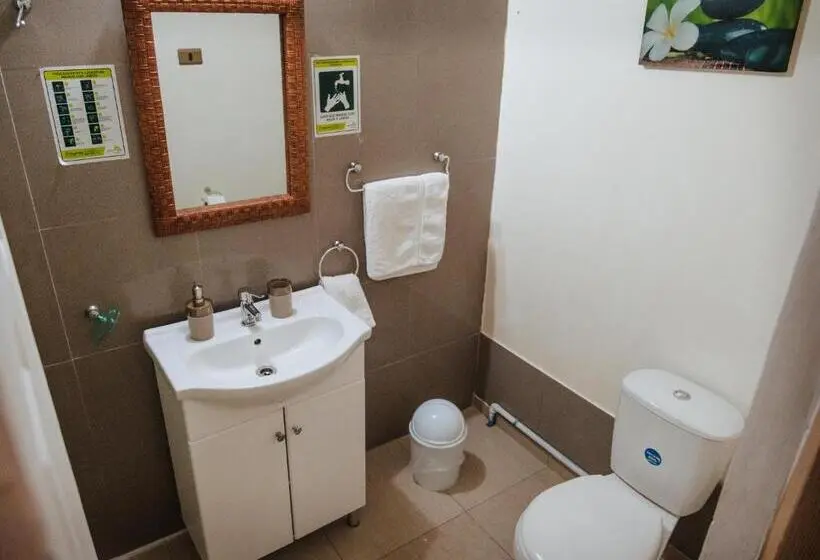 اتاق عادی یک تخته, Di Giorgio Hostal