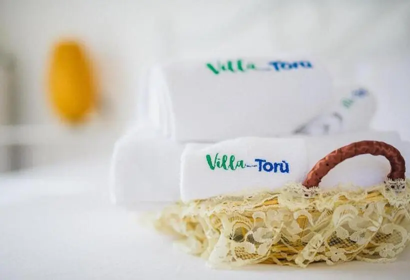 اتاق استاندارد سه تخته با بالکن, Villa Torù
