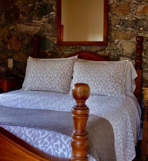 חדר בסיסי, Amor Y Paz