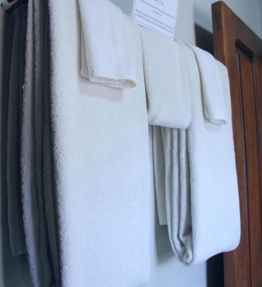 חדר סטנדרט, Amor Y Paz