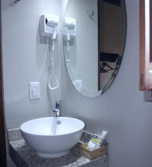 חדר סטנדרט, Amor Y Paz