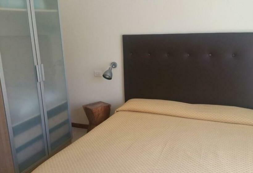 スタンダードルーム, Illi