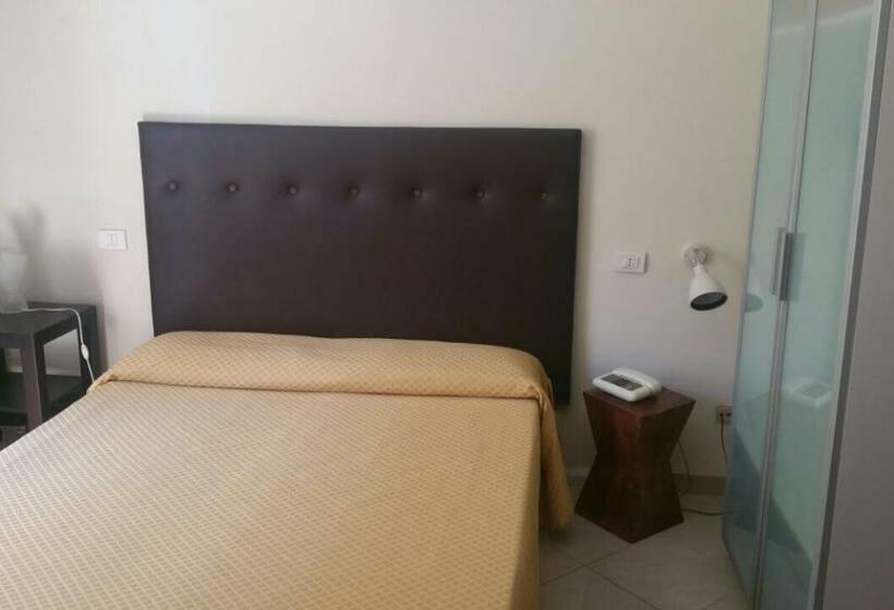 اتاق استاندارد, Illi