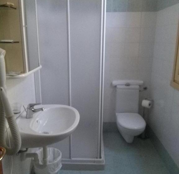 スタンダードシングルルーム, Illi