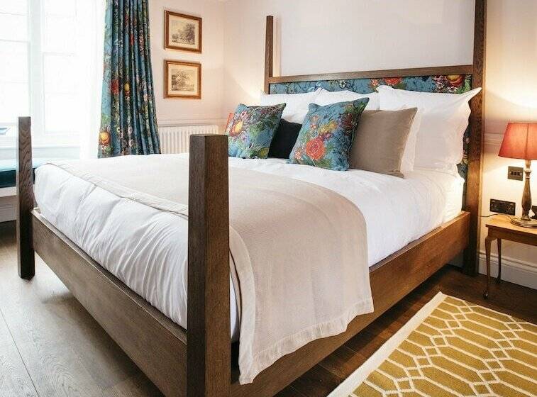 סוויטה משפחתית, The Bower House, Restaurant & Rooms