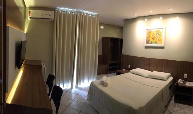 Quarto Estandar, Vila Rica