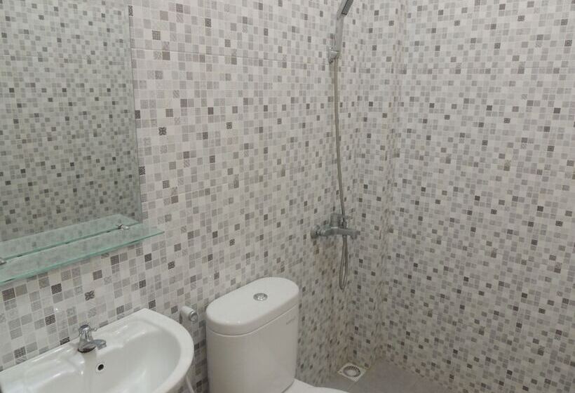 Deluxe Rum, Wisma Tamu Uksw Guest House