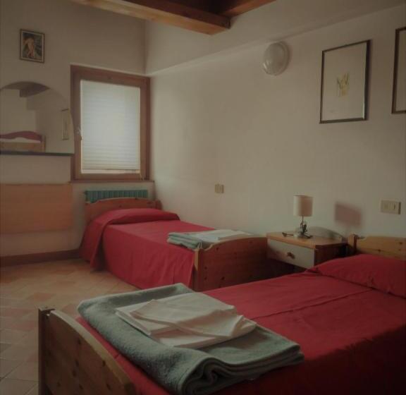 スタンダードトリプルルーム, Ostello Europa