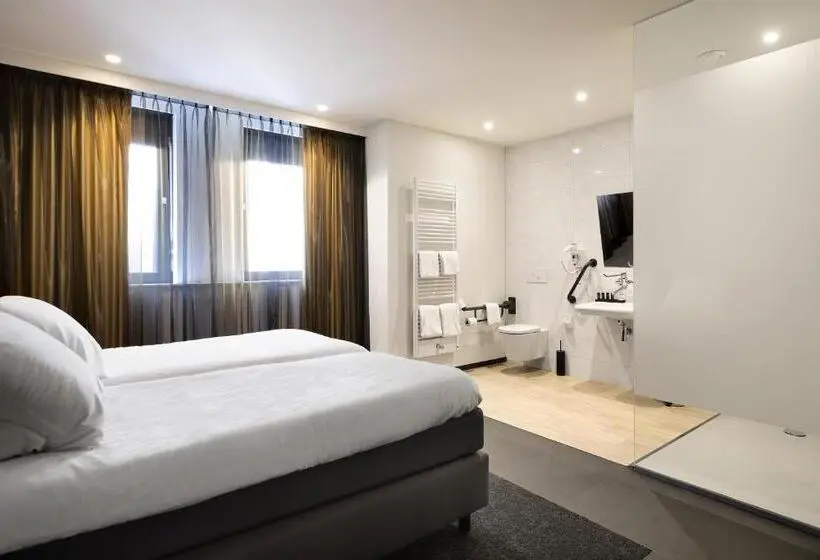 身障者適用スタンダードルーム, Theaterhotel Venlo