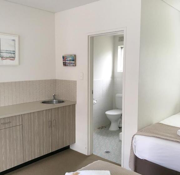 اتاق لوکس, Thirroul Beach Motel