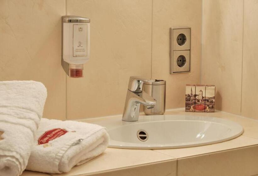 Номер Стандарт, Turmhotel Zum Erasmus