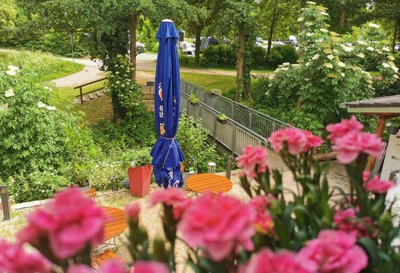 Номер Стандарт Трехместный, Turmhotel Zum Erasmus