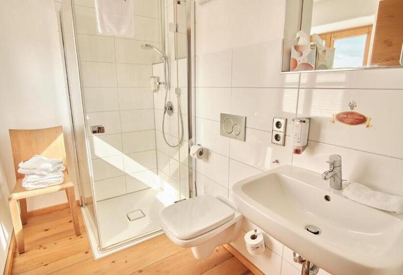 スタンダードルーム, Turmhotel Zum Erasmus