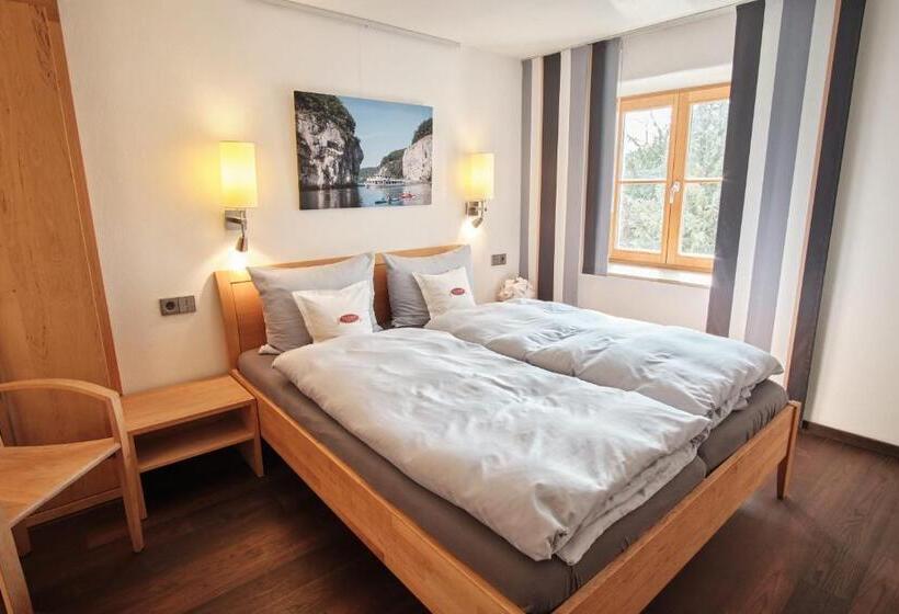 Номер Стандарт, Turmhotel Zum Erasmus