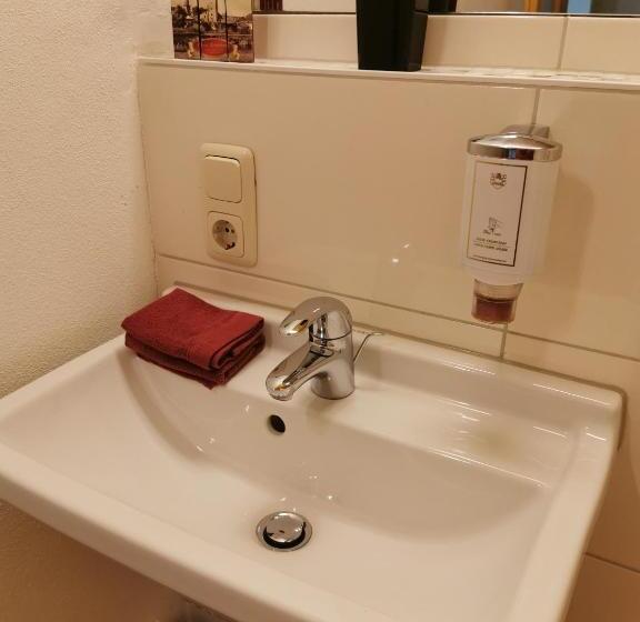 スタンダードルーム, Turmhotel Zum Erasmus