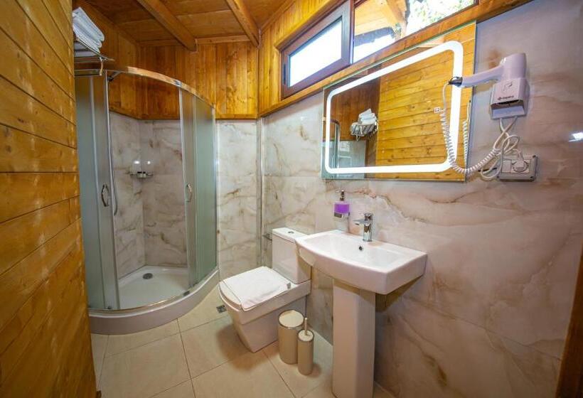 패밀리 룸, Legjenda