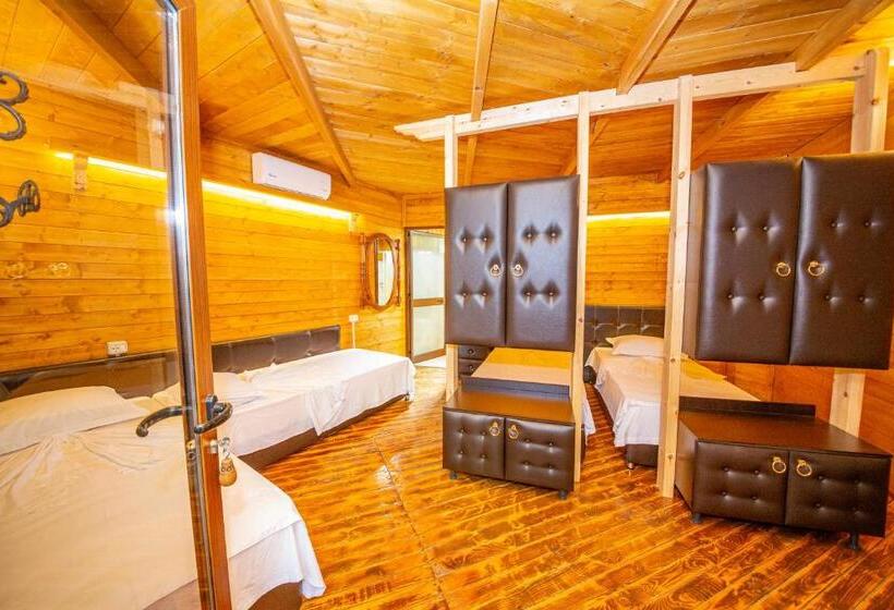 패밀리 룸, Legjenda