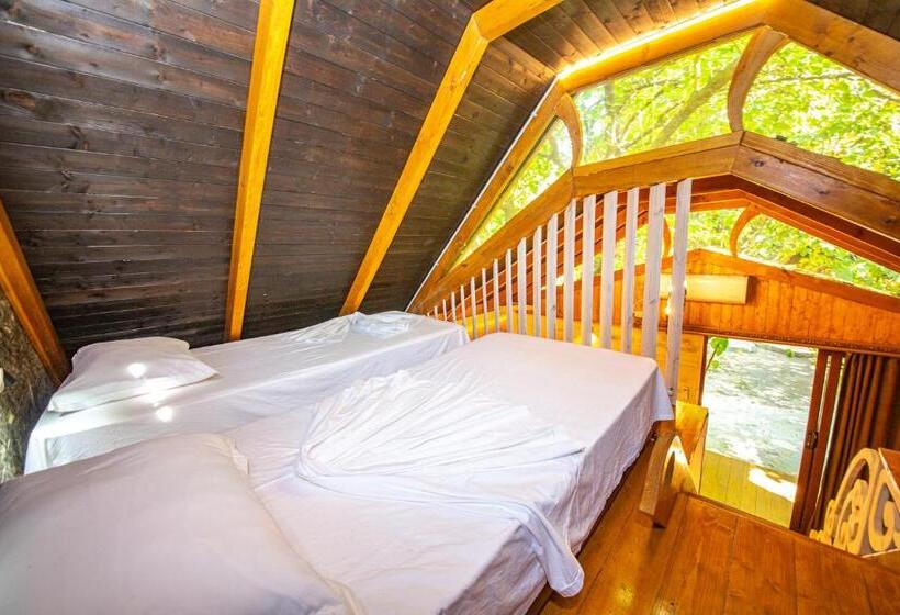 1 베드룸 수피리어 스위트, Legjenda