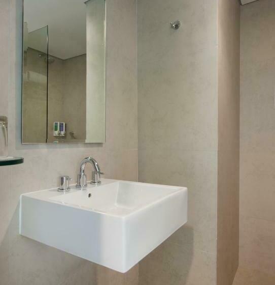 スタンダードルーム, Amaris Hotel Darmo Surabaya