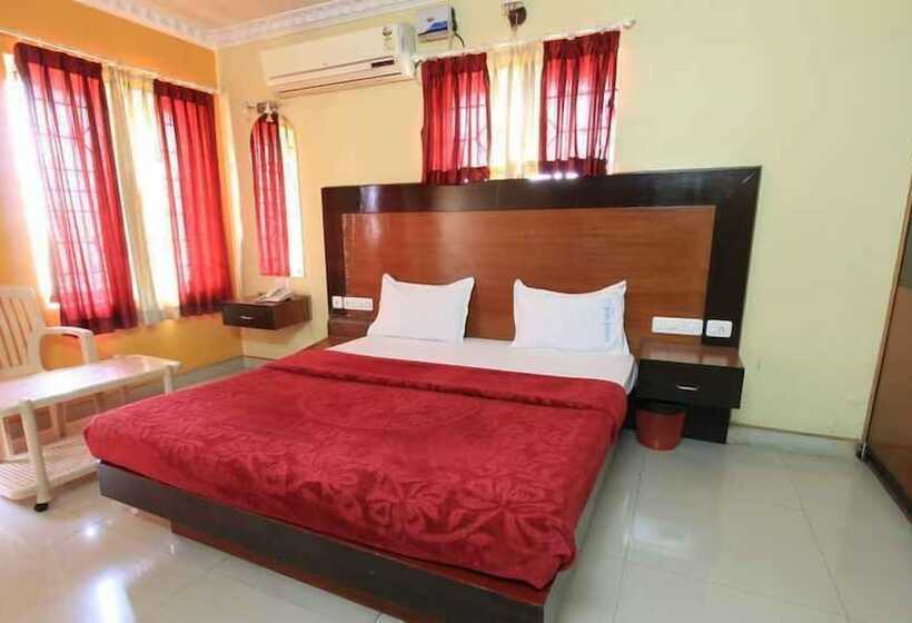 Deluxe Szoba, Megha Residency