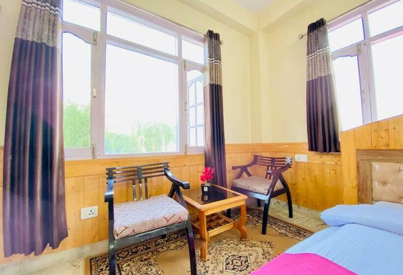 Номер Стандарт Вид на Горы, Sai Cottage Shimla