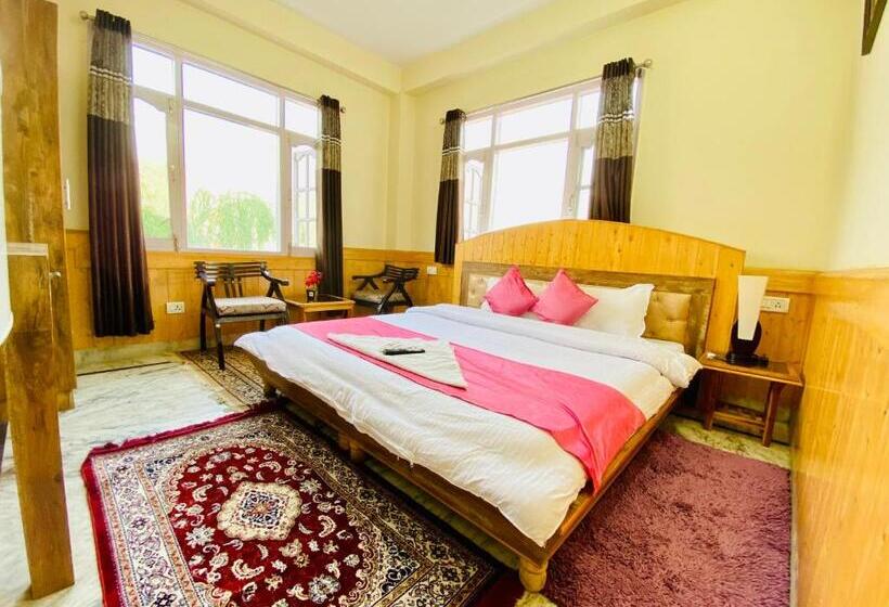 חדר סטנדרט נוף להרים, Sai Cottage Shimla