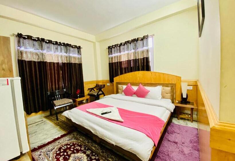 Номер Стандарт Вид на Горы, Sai Cottage Shimla