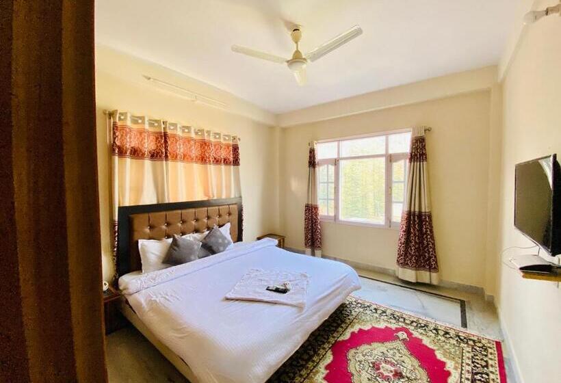 Семейный Номер Вид на Горы, Sai Cottage Shimla