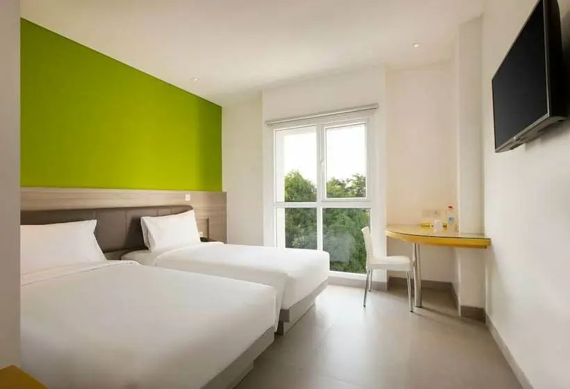 Standard-huone, Amaris Hotel Darmo Surabaya