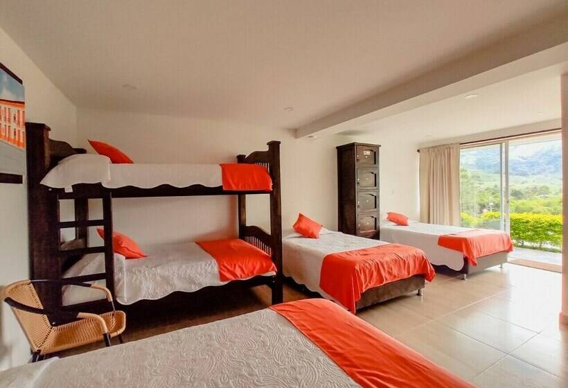 Семейный Номер, Boutique Palmas de Salento