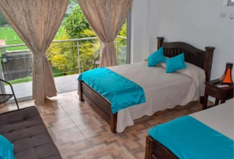 Standard Neljän Hengen Huone, Boutique Palmas de Salento