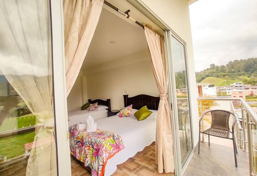 Четырехместный Номер Стандарт, Boutique Palmas de Salento