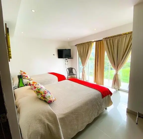 Standard Neljän Hengen Huone, Boutique Palmas de Salento
