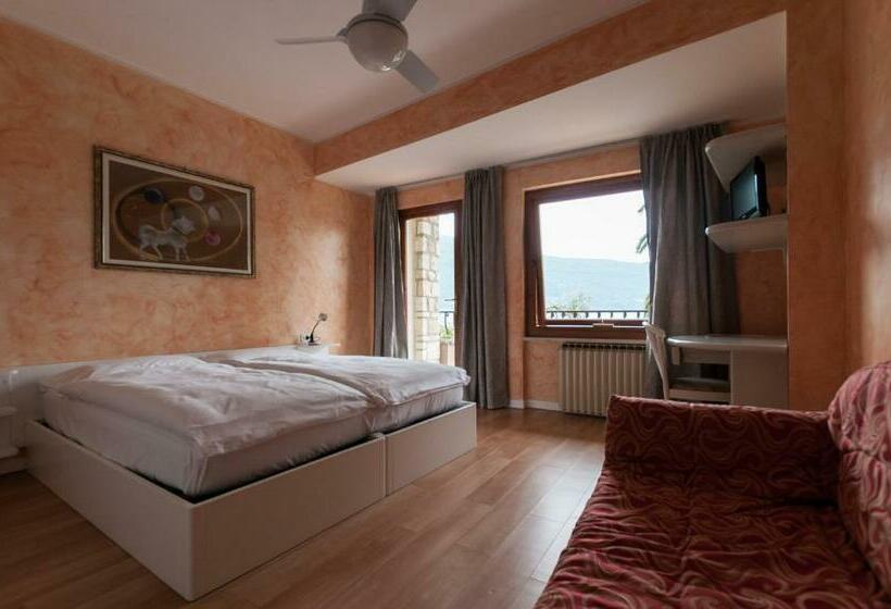 Chambre Standard, Forbisicle