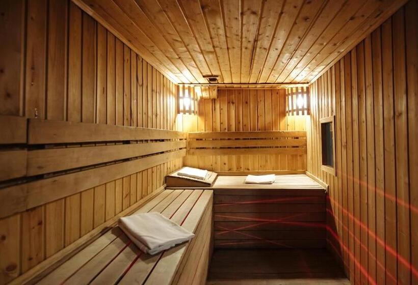 스탠다드 룸, Golden Seconds