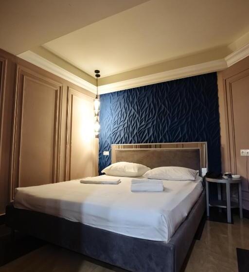 프리미엄 4인룸, Golden Seconds