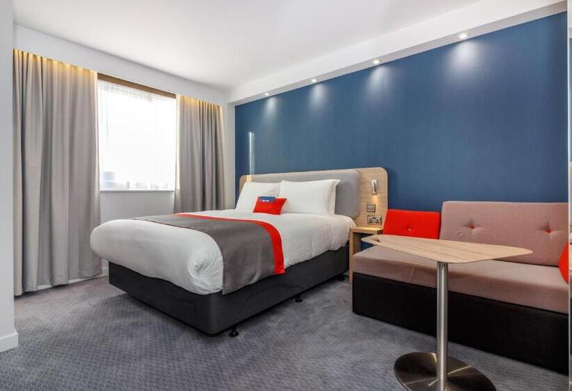 标准间, Holiday Inn Express   Wigan, An Ihg