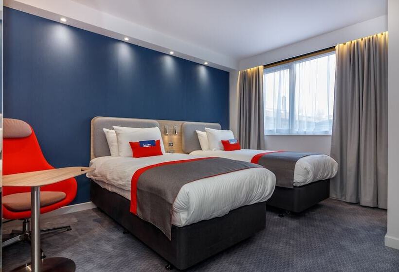 标准间, Holiday Inn Express   Wigan, An Ihg