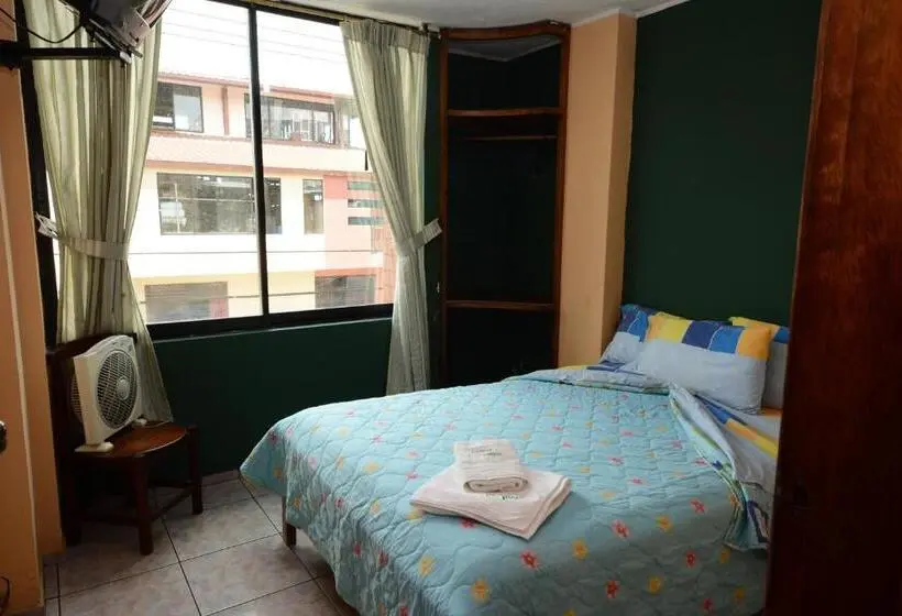 スタンダードルーム, Hostal Puyo