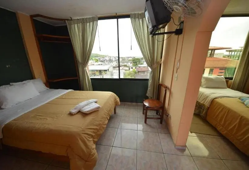 ファミリールーム, Hostal Puyo