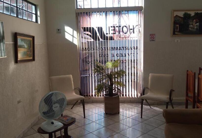 חדר אקונומי, Jf