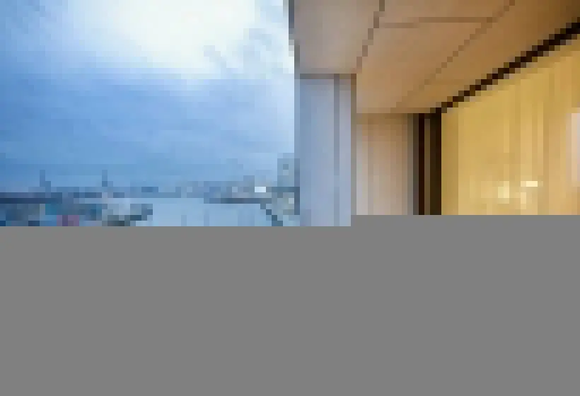 Standard Neljän Hengen Huone, Jufa Hotel Hamburg Hafencity