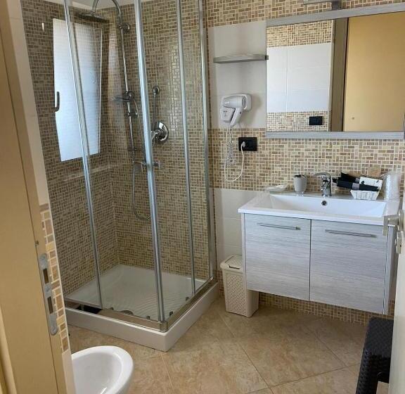 חדר סטנדרט לארבעה, La Campagnola