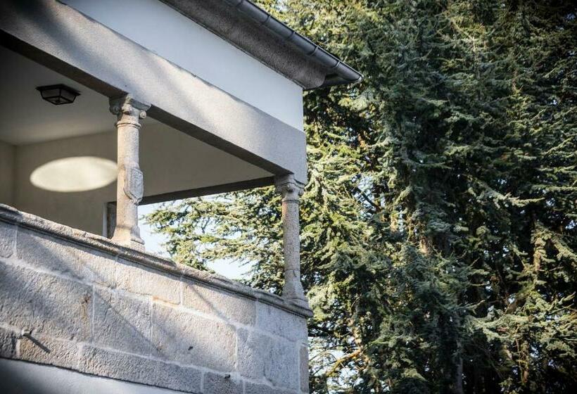 سوییت با چشم‌انداز باغ, Pazo De Berbetoros